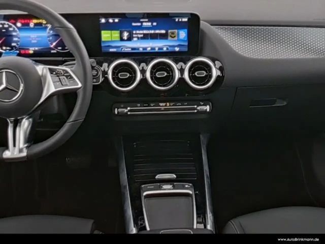 Mercedes-Benz GLA 200 Progressive