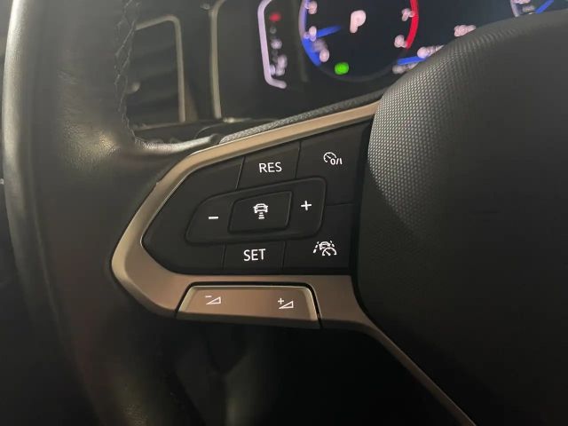 Volkswagen Taigo 1.5 TSI R-Line