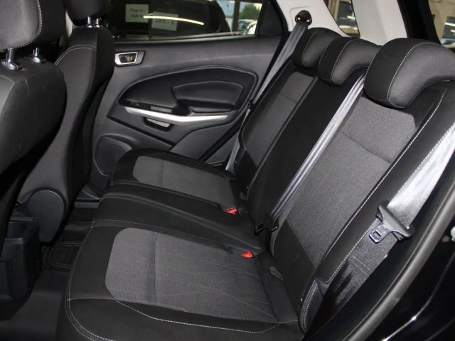 Ford EcoSport Cool & Connect