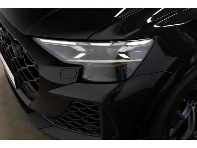 Audi RS Q8 Performance Quattro