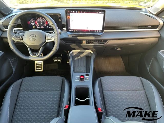 Volkswagen T-Roc 1.5 eTSI DSG R-Line