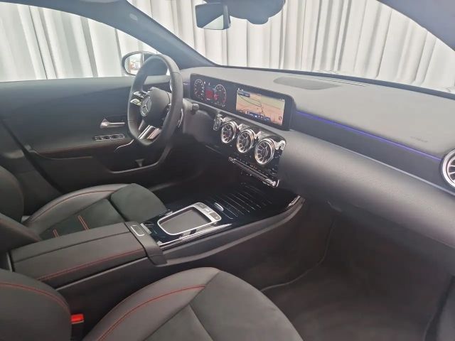 Mercedes-Benz A 220 4MATIC AMG Line Hatchback