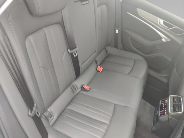 Audi A6 40 TDI Avant S-Tronic