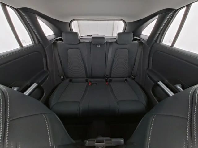 Mercedes-Benz GLA 180 Progressive