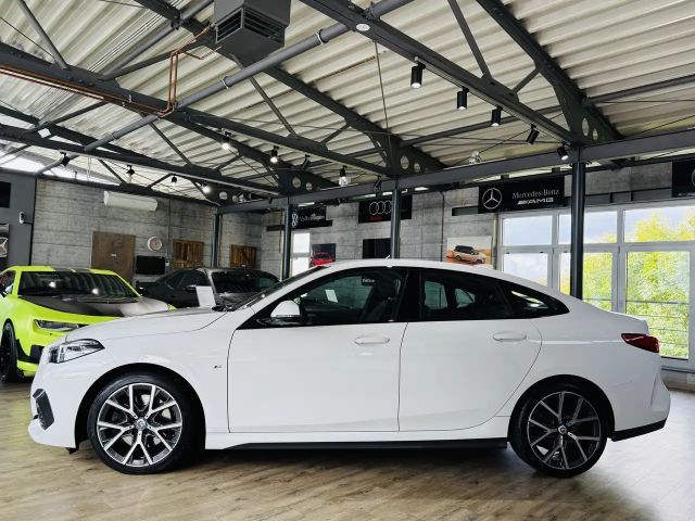 BMW 220 220d M-Sport Sedan