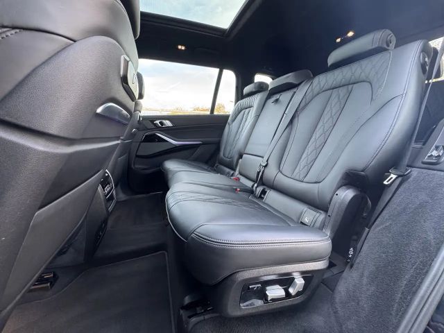 BMW X7 60i AHK PANO-SKY Massage StHzg h&k Sitzklima