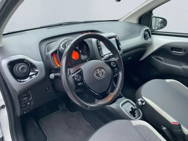 Toyota Aygo Hatchback Play Team D X-play