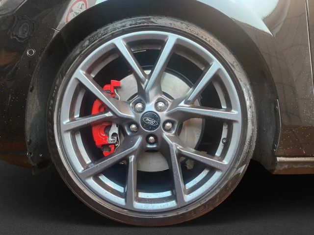 Ford Focus ST Line Wagon