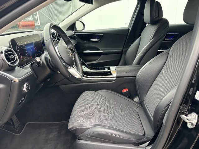 Mercedes-Benz C 220 C 220 d Sedan