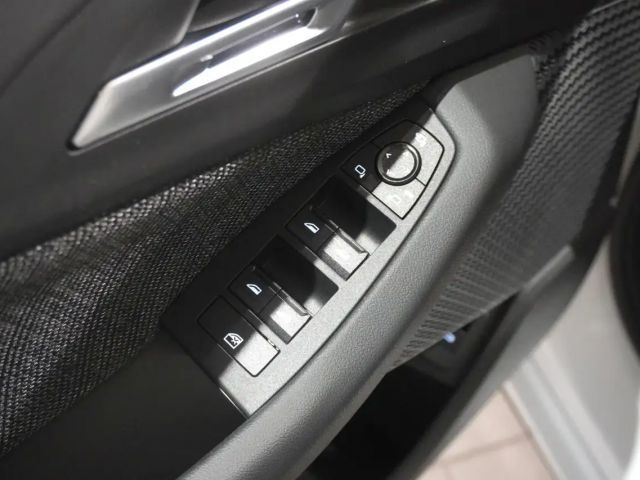 BMW 218 218i Active Tourer