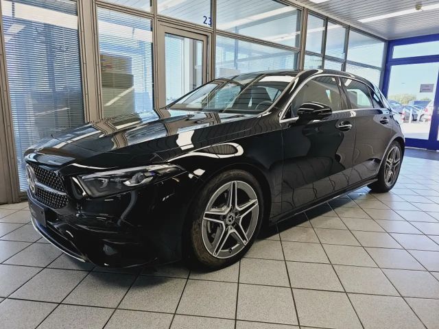 Mercedes-Benz A 180 AMG Line