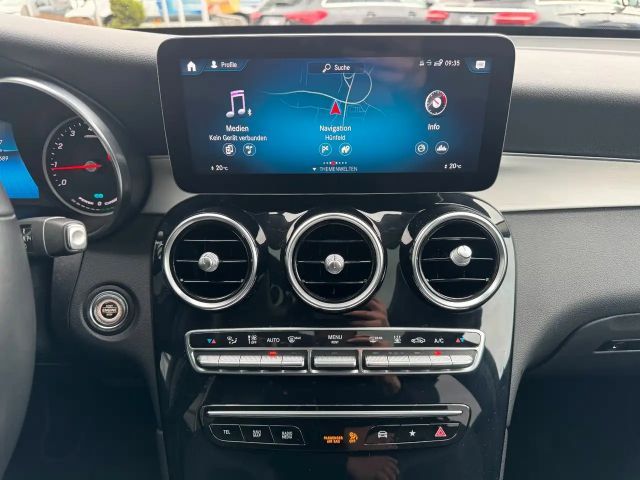 Mercedes-Benz GLC 200 4MATIC AMG Line