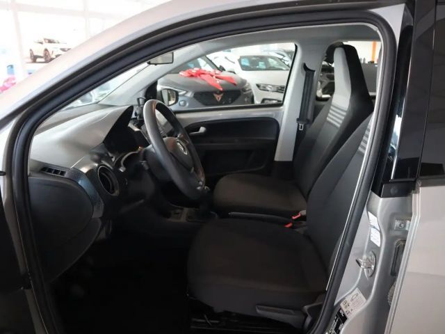 Volkswagen up! Move Move up!