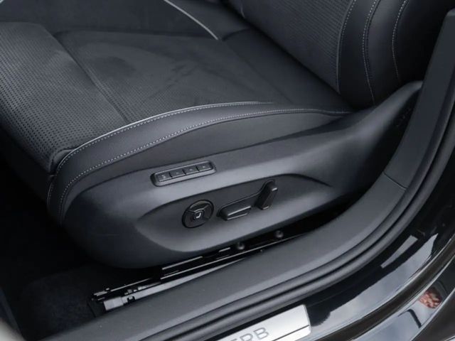 Skoda Superb 2.0 TDI Combi Sportline