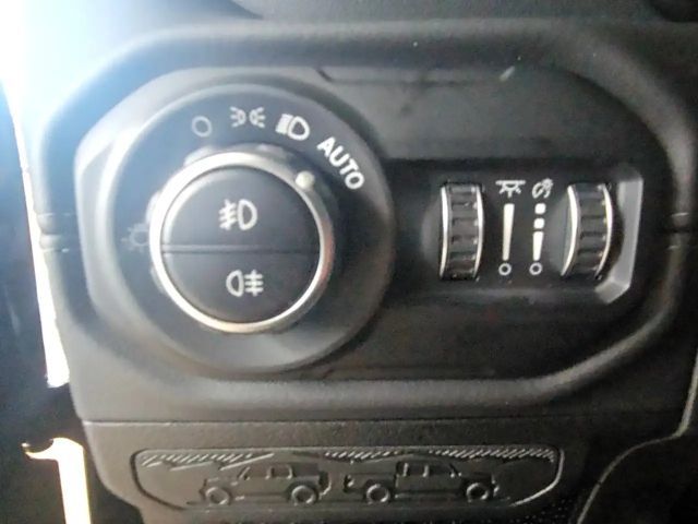 Jeep Wrangler 4x4 Sahara