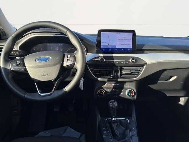 Ford Focus Cool & Connect Wagon