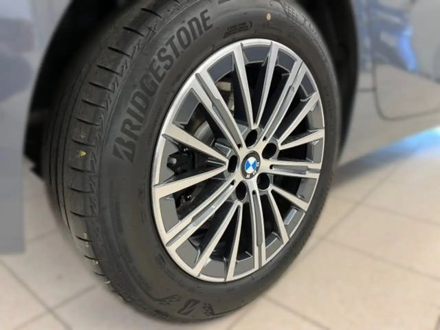 BMW 218 218i Active Tourer Sedan