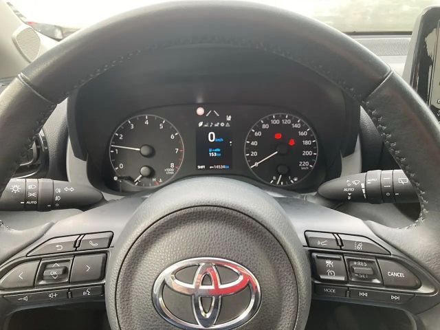 Toyota Yaris Active VVT-i