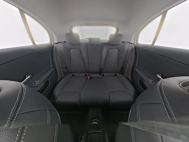 Mercedes-Benz A 200 Progressive