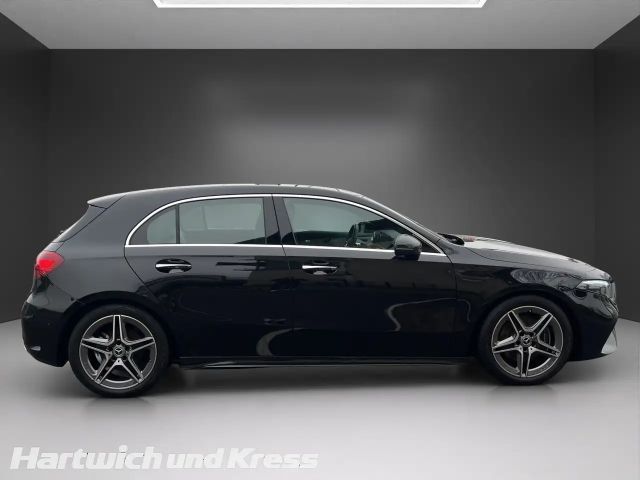 Mercedes-Benz A 220 4MATIC AMG Line