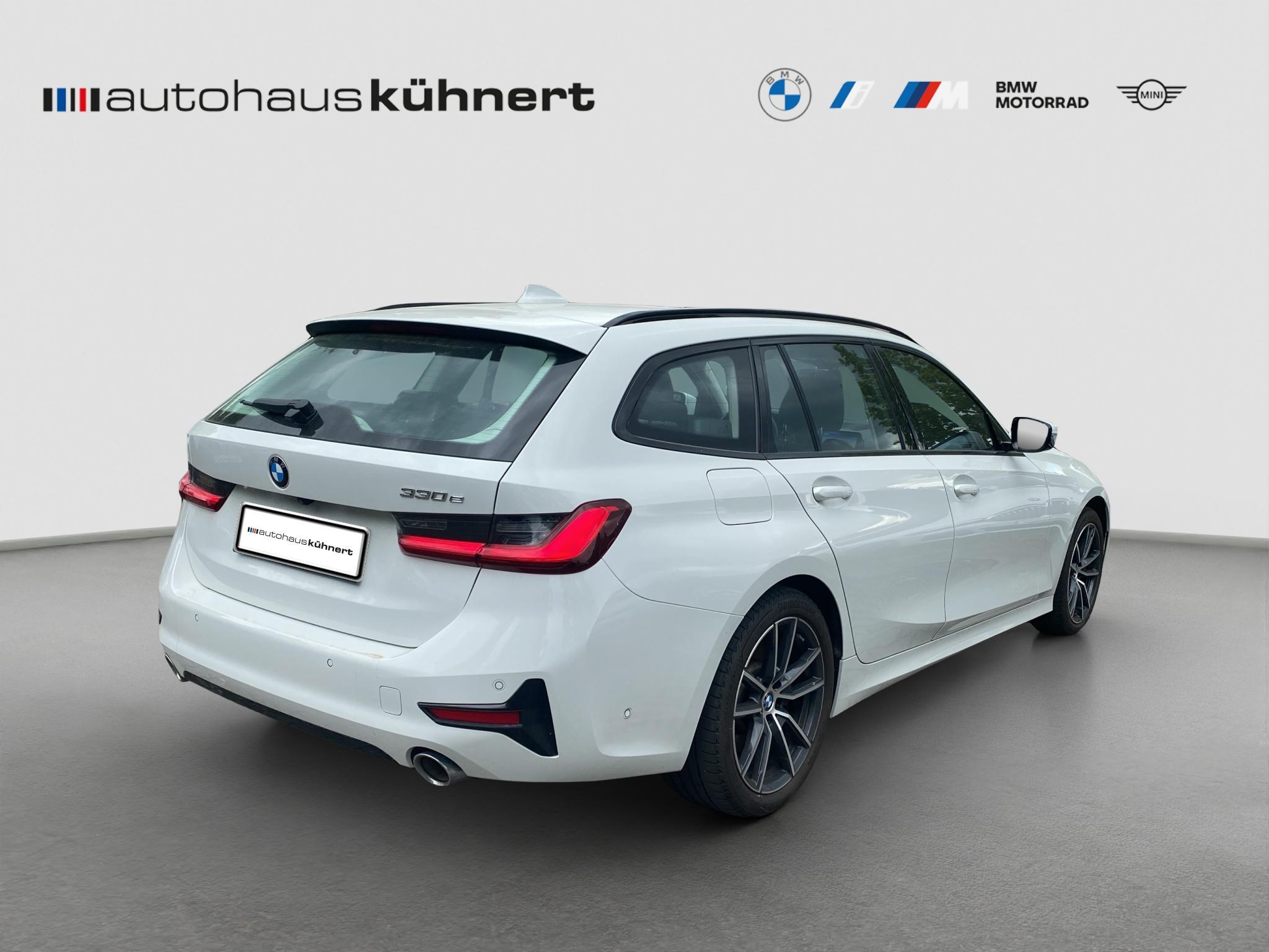BMW 330 330e Touring iperformance