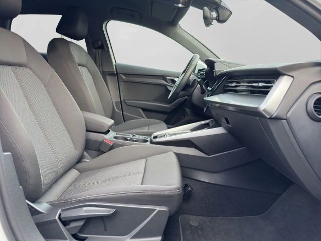 Audi A3 40 TFSI Hybride Sedan