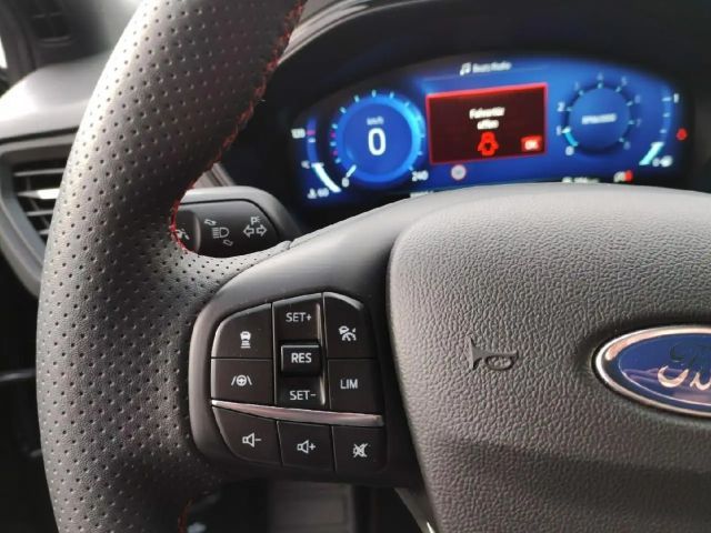 Ford Focus ST Line Wagon