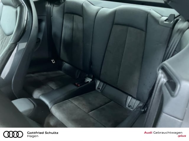 Audi TT RS Coupé Quattro S-Tronic