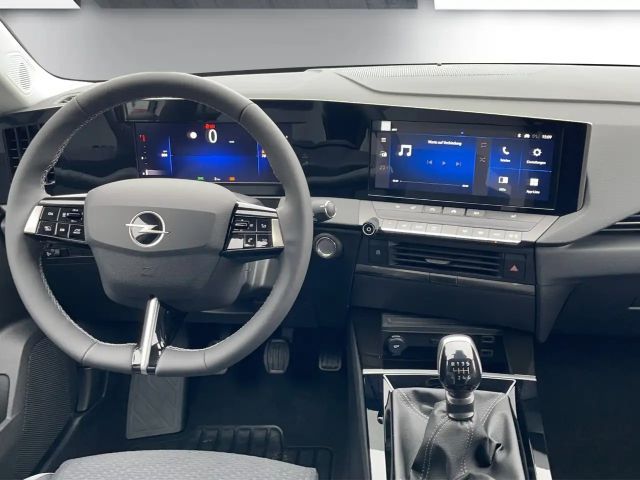 Opel Astra Enjoy Sports Tourer