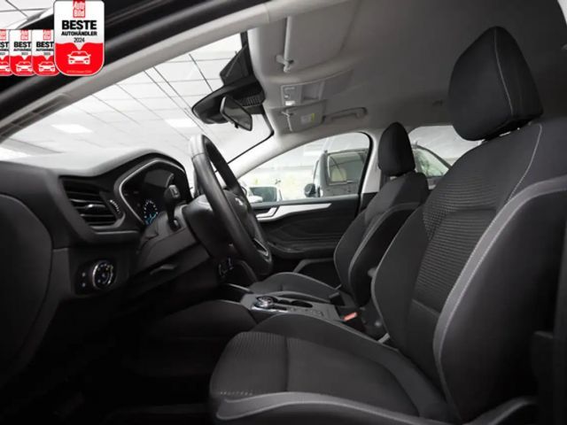 Ford Focus Cool & Connect Wagon