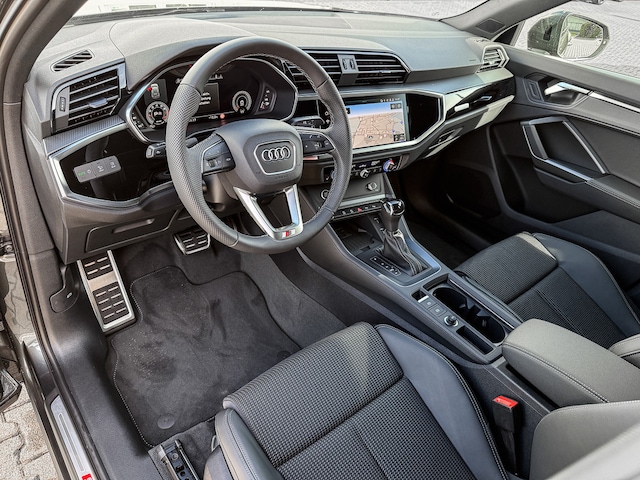 Audi Q3 S-Tronic