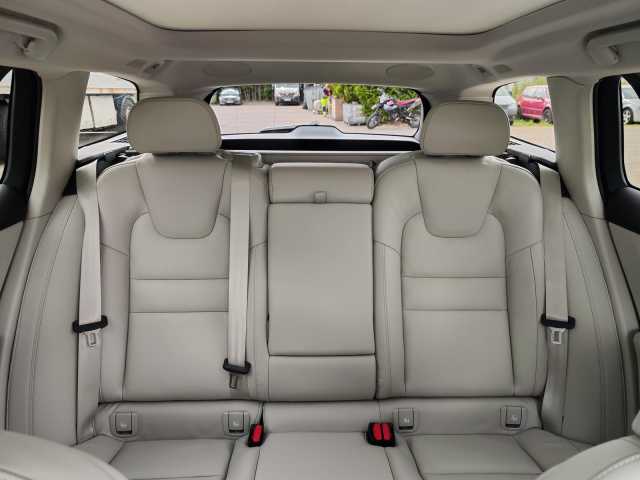 Volvo V60 19'