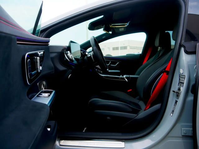 Mercedes-Benz EQE 350 AMG Line Sedan