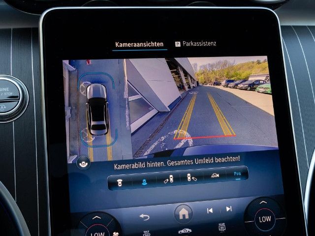 Mercedes-Benz C 200 AMG Line Sedan