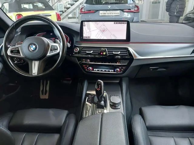BMW 540 540d M-Sport Touring xDrive