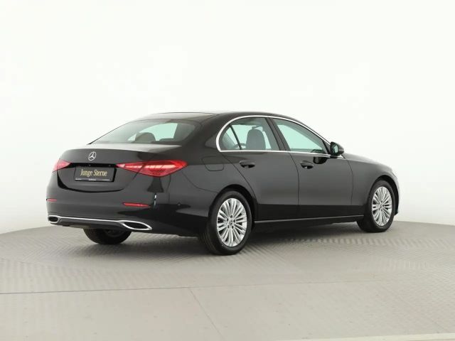 Mercedes-Benz C 180 AVANTGARDE Sedan