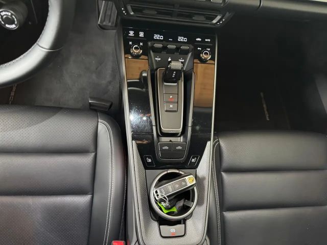 Porsche 911 4S Coupé Targa