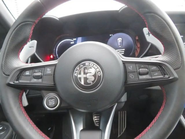 Alfa Romeo Giulia Q4