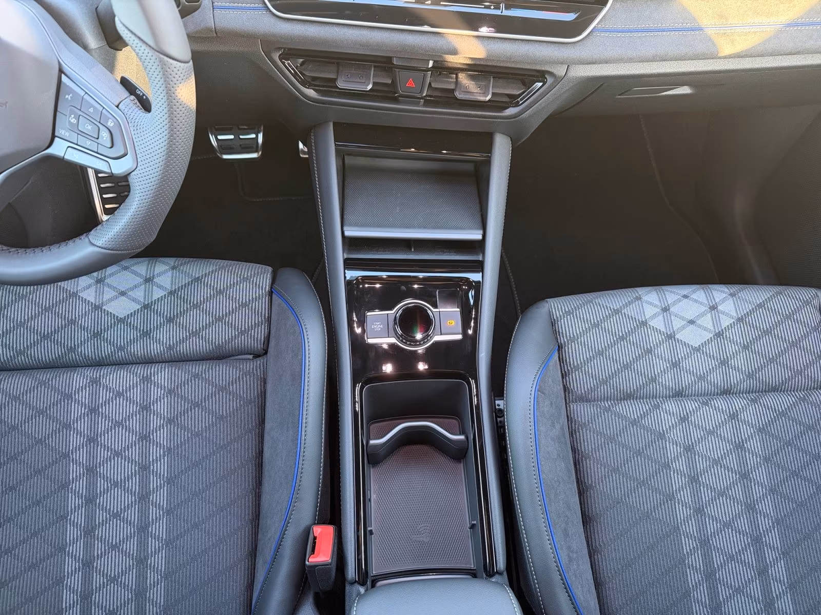 Volkswagen Tayron 2.0 TDI DSG R-Line