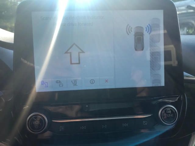 Ford Puma EcoBoost Titanium