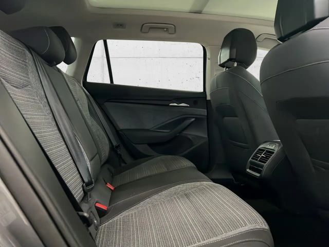 Skoda Superb 2.0 TDI Combi Selection