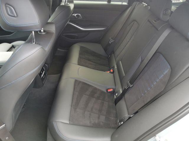 BMW 330 330e Touring xDrive