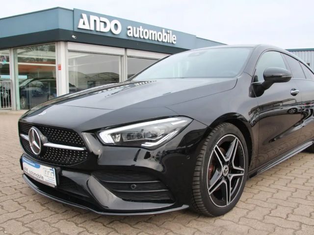 Mercedes-Benz CLA 200 AMG Line
