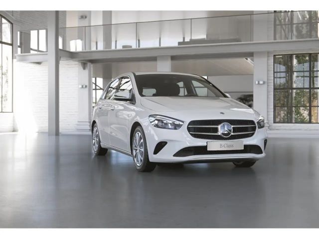 Mercedes-Benz B 200 Progressive Sedan