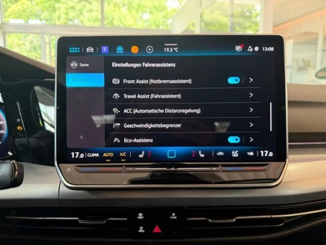 Volkswagen Golf 1.5 eTSI DSG Variant