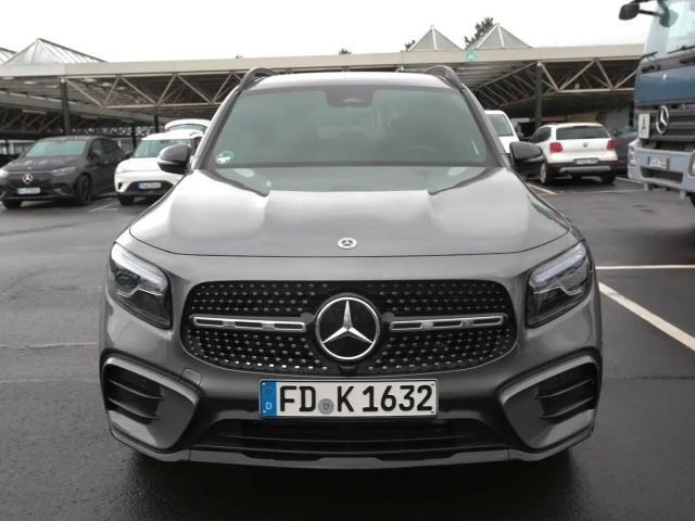 Mercedes-Benz GLB 180 AMG Line GLB 180 d