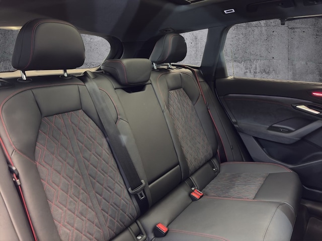 Audi Q6 e-tron Quattro