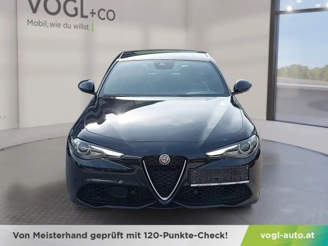 Alfa Romeo Giulia AT8 Q4 TI