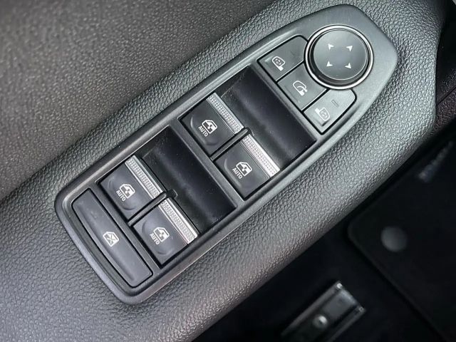 Renault Captur E-Tech EDC Intens