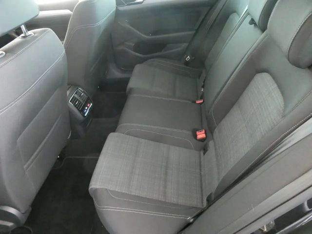Volkswagen Passat Business DSG Variant